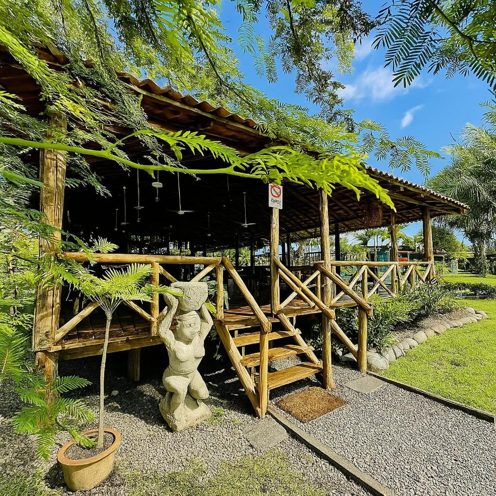 Hotel Cocomar Parrita Extérieur photo